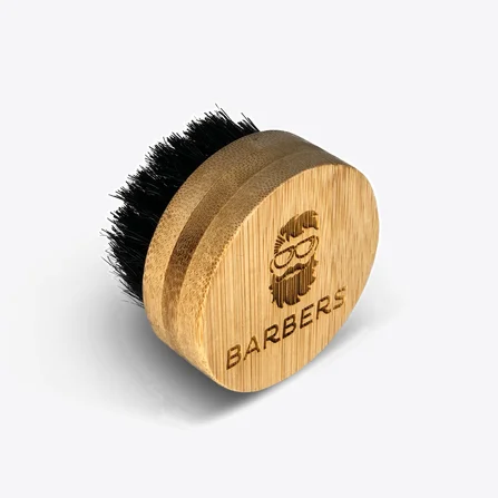 Spazzole e pettini per barba — Photo 1
