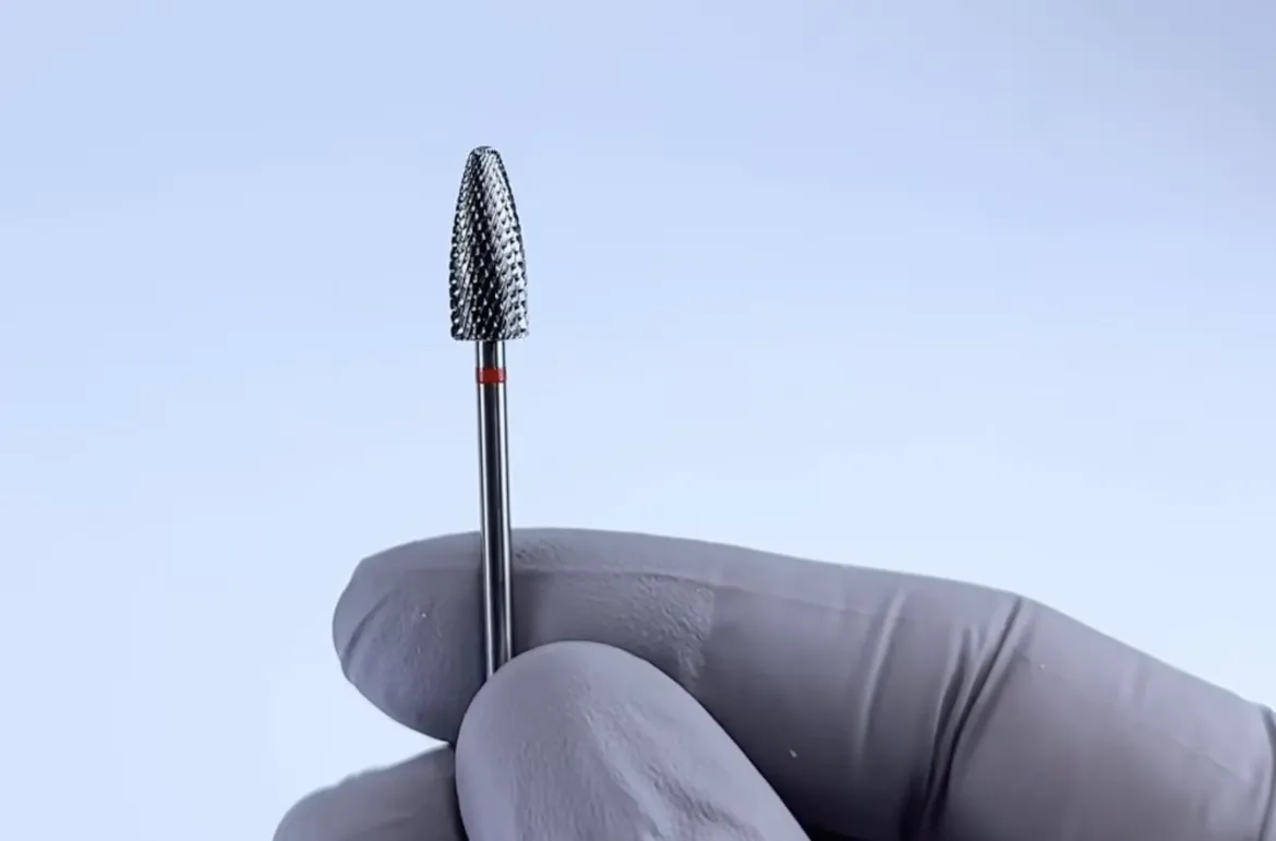 Clone of Pointe de fraise en carbure de tungstène KWARK – Conique à extrémité arrondie 6 mm, rouge