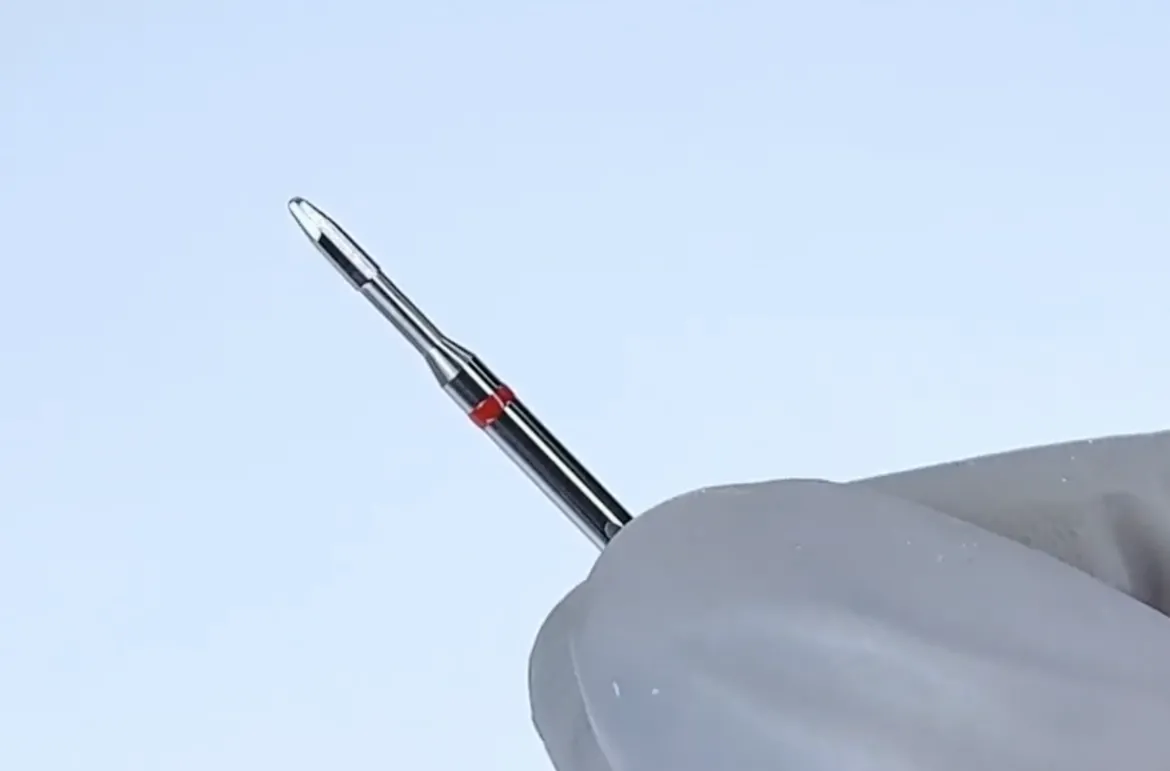 Punta de fresa de carburo de tungsteno KWARK Easy Open de Nail Батя – 1,6 mm, roja — Photo 2