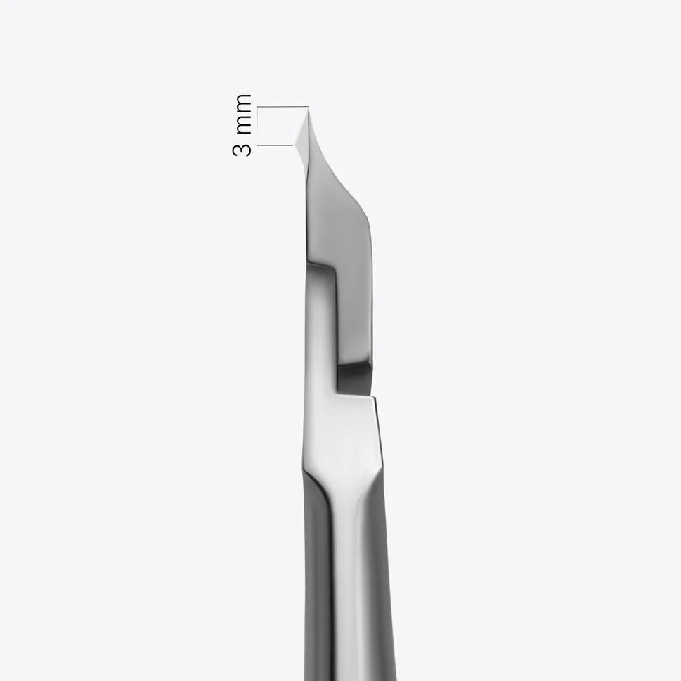 Pince à cuticules professionnelle NF 50/3 mm — Photo 1